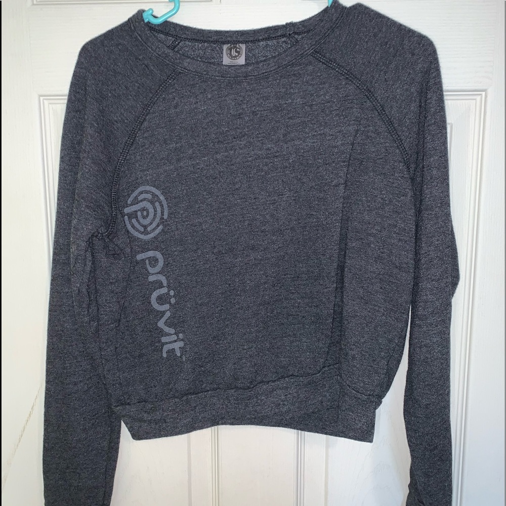 Pruvit cropped sweater